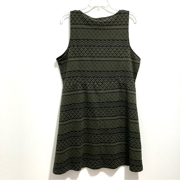🆕 Apt 9 Olive Green Sleeveless Lace Crochet Embroidered Dress - Picture 6 of 7